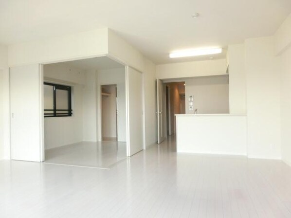 La prima Grandeの物件内観写真